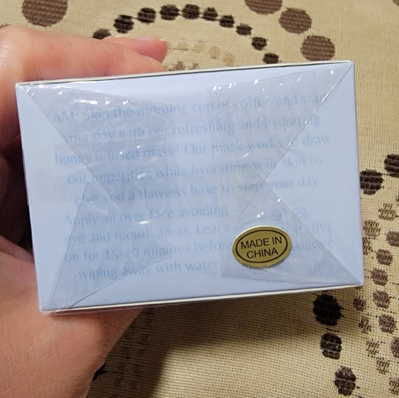 Mi-el Honey Infused Hydration Face Mask - Picture 6 of 6